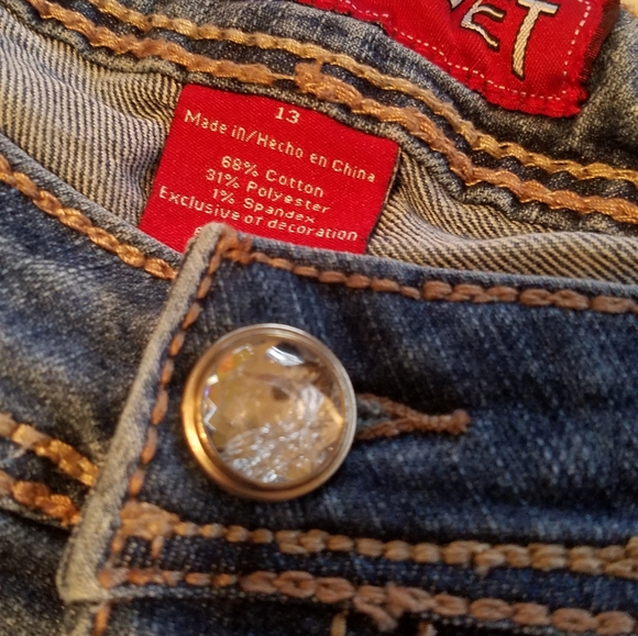 Red Rivet Shorts - Picture 4 of 4